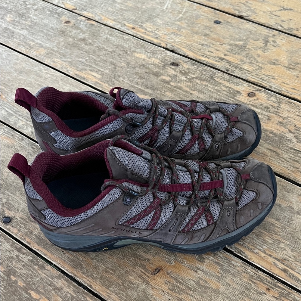 Merrell Siren Athletic Trail Shoes in Brown and Purple
